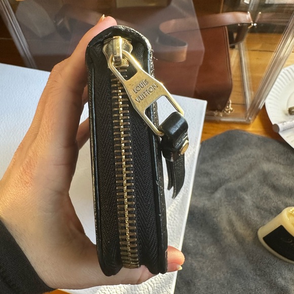 Louis Vuitton Black Empriente Zippy Wallet - Picture 4 of 14